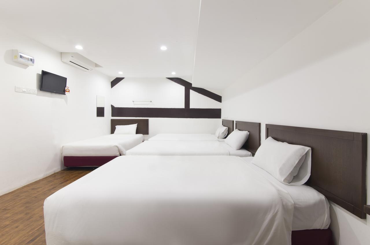 Charlies Boutique Hotel جورج تاون المظهر الخارجي الصورة