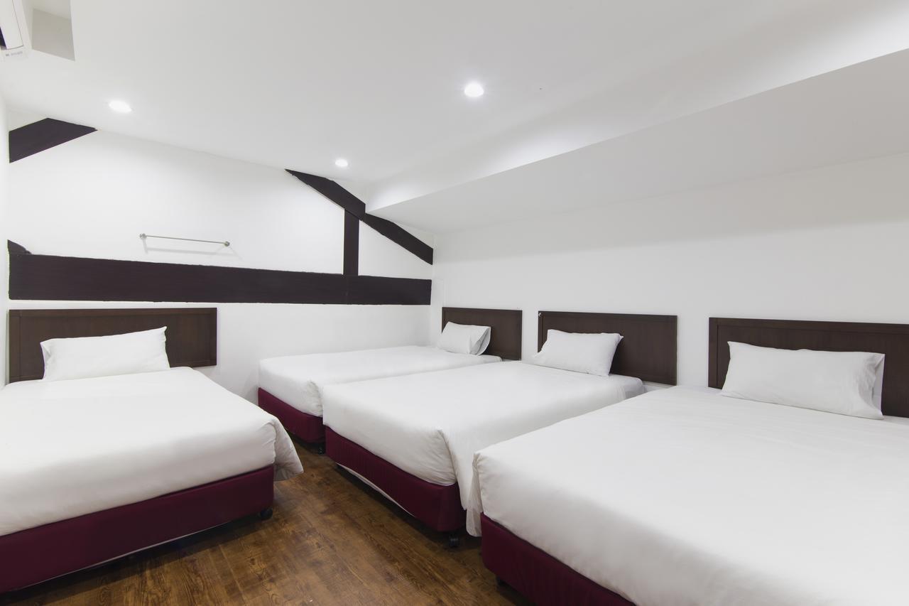 Charlies Boutique Hotel جورج تاون المظهر الخارجي الصورة